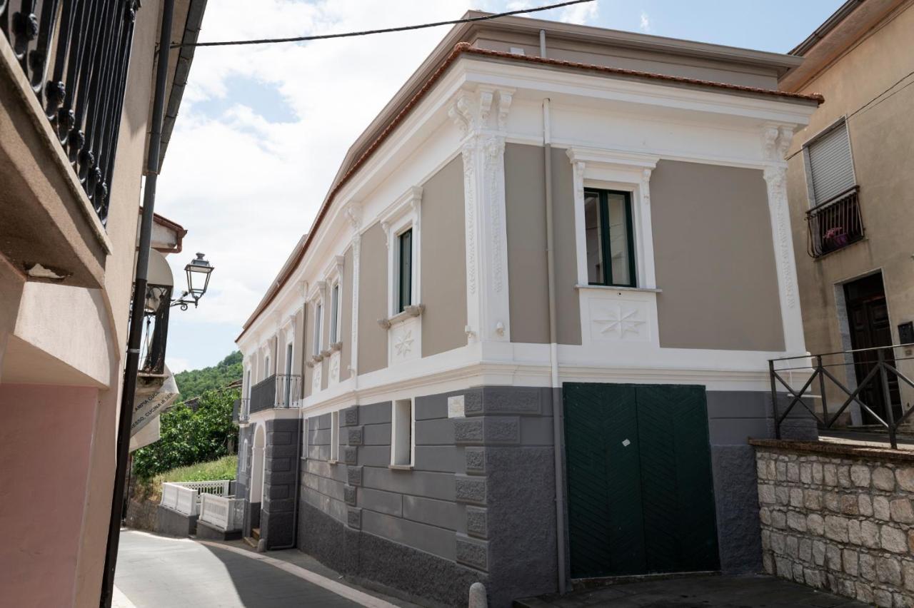 Ferienwohnung Mastu Gilardo San Pietro al Tanagro Exterior foto